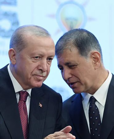 Cemil Tugay'dan Başkan Erdoğan'a övgü dolu sözler! "Türkiye'nin yetiştirdiği en güçlü siyasetçi"