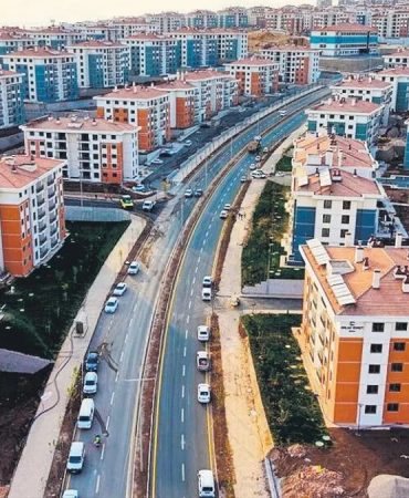 Asrın inşasına dünyadan övgü