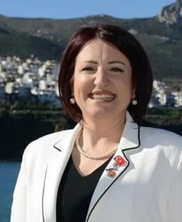 Yeni Parti’den istifa eden Karaburun Belediye Başkanı İlkay Girgin Erdoğan: “Onurumu korumayı seçtim”