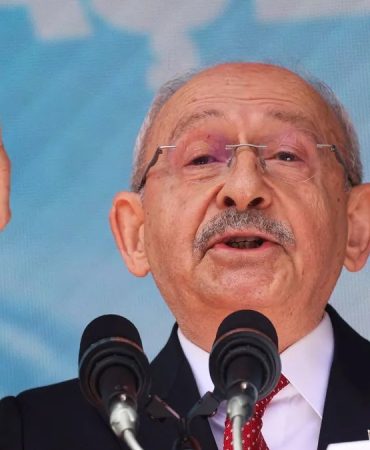 SON DAKİKA... CHP'de ihraç depremi! 48 ismin daha üstü çizildi: Aylin Nazlıaka, İlhan Cihaner, Gül Çiftçi ve Selin Sayek Böke listede...