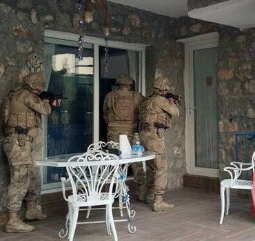 "Daltonlar"a 30 ilde eş zamanlı operasyon