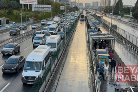 İstanbul'da trafik yoğunluğu: Ana arterlerde araçlar güçlükle ilerliyor