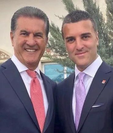 Mustafa Sarıgül duyurdu: Emir Sarıgül avukatıyla emniyete gitti