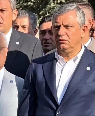 İstiklal Marşı sırasında çığlık attı, Özgür Özel şaşkınlığını gizleyemedi
