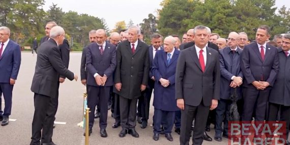 Anıtkabir'de dikkat çeken anlar! Kılıçdaroğlu tokalaştı, Özel arkasını dönmedi