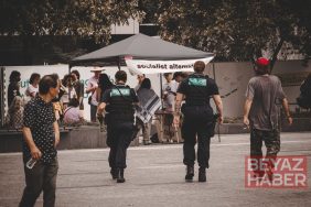 İtalya'da protestolarda polisle göstericiler arasında arbede yaşandı