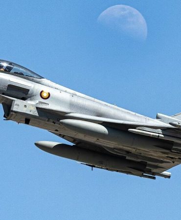 Katar ve Umman’dan  24 Eurofighter geliyor