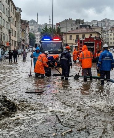 İSKİ'den açıklama geldi: Sel yüzünden içme suyuna kanalizasyon mu karıştı?
