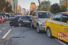 Beşiktaş’ta 5 araç birbirine girdi, 2 kişi yaralandı