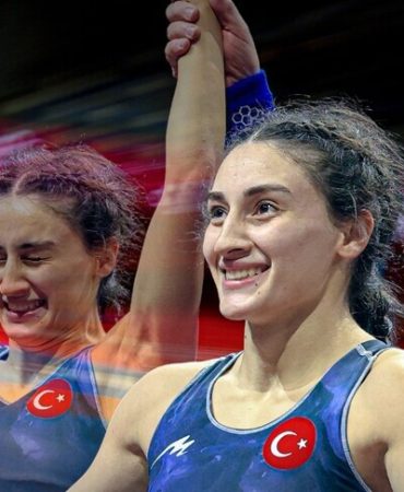 Milli güreşçi Şevval Çayır, 23 yaş altında dünya ikincisi oldu