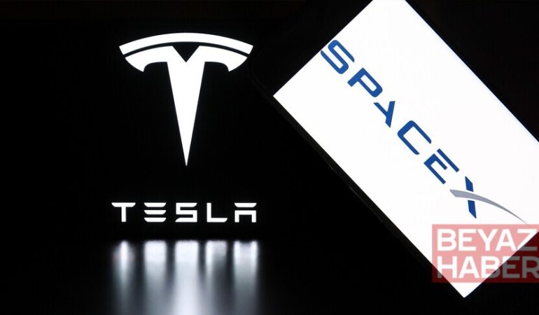 Elon Musk, SpaceX ile Tesla'nın olası birleşme için komiteler kurduğunu belirtti