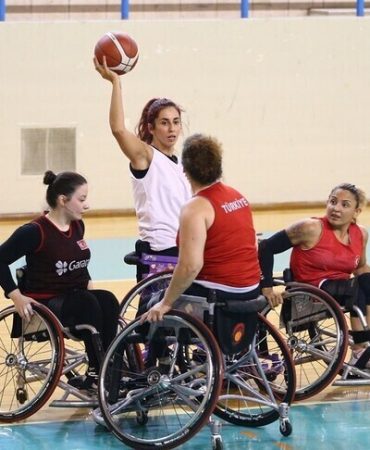 Tekerlekli Sandalye Basketbol Kadın Milli Takımı, Avrupa'da şampiyon oldu