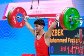 Milli halterci Muhammed Furkan Özbek dünya ikincisi oldu