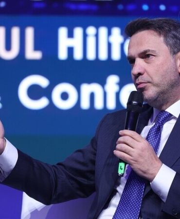 Enerji Bakanı Bayraktar, 2027'den itibaren Türkiye'de Akkuyu elektriğinin kullanılacağını bildirdi