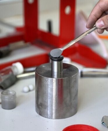 Hitit Üniversitesi akademisyenlerinin geliştirdiği kapalı tüp sinterleme yöntemi patent aldı