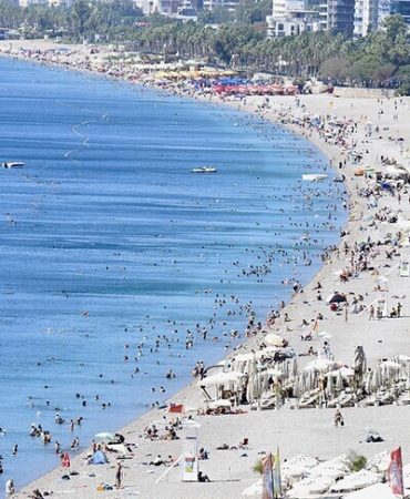Antalya yılın başından bu yana 14 milyon yabancı turist ağırladı