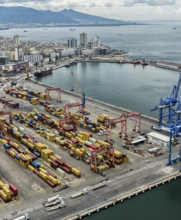 İzmir Limanı 1,5 milyar dolarlık yatırımla yenilenecek