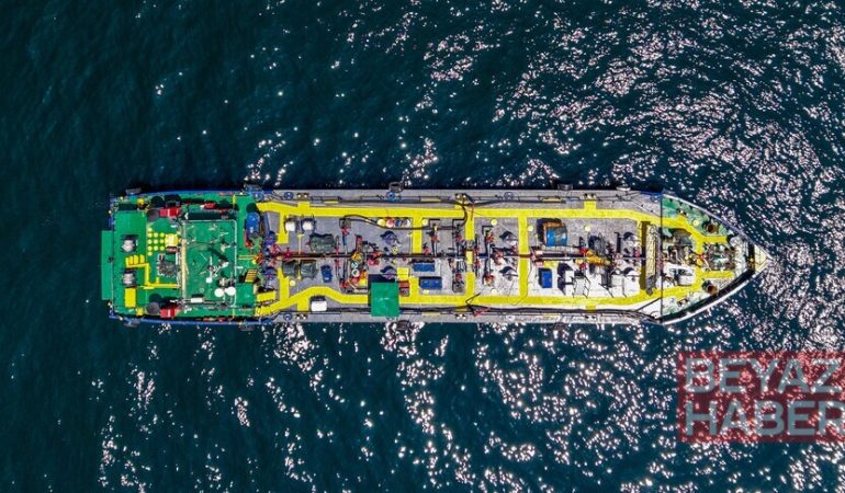 Rusya'dan ABD'ye dizel taşıyan ilk tankerin yarın yola çıkması planlanıyor
