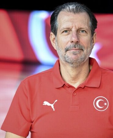 A Milli Kadın Basketbol Takımı'nda başantrenör Mazzon'la yollar ayrıldı