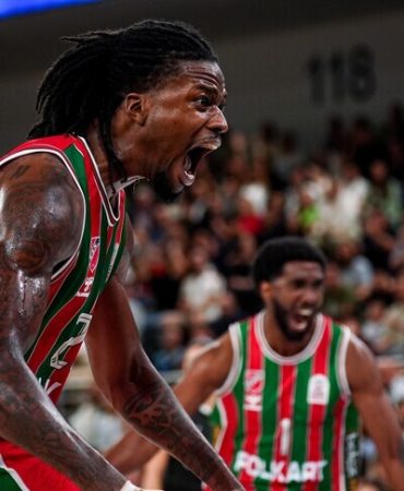 Karşıyaka Basketbol'da öncelik güvenli bölge, sonraki hedef play-off