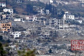 İsrail'in ateşkese rağmen Lübnan'ın güneyine düzenlediği saldırılarda 1'i çocuk 2 kişi yaralandı