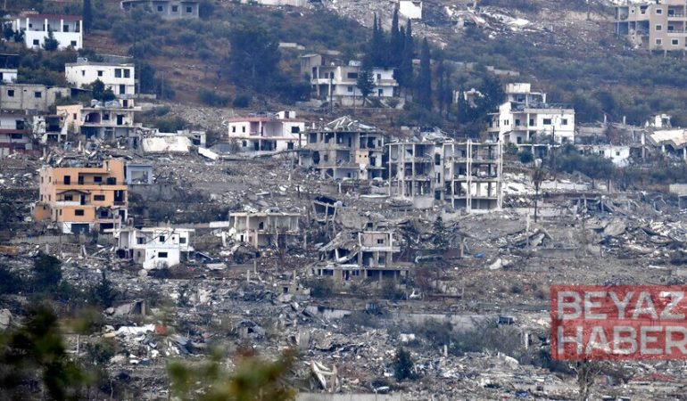 İsrail'in ateşkese rağmen Lübnan'ın güneyine düzenlediği saldırılarda 1'i çocuk 2 kişi yaralandı