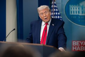 Trump, Beyaz Saray'daki brifing salonunun yerini değiştirebileceğini belirtti