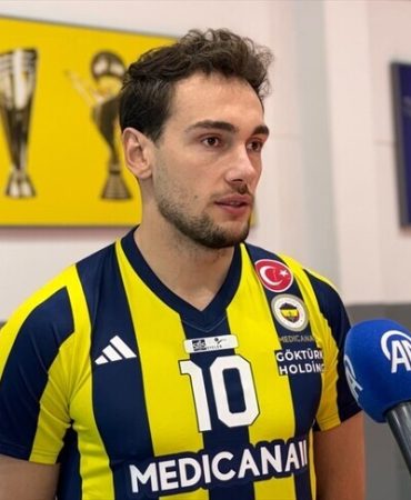 Fenerbahçeli voleybolcular Bedirhan Bülbül ve Kaan Gürbüz, yeni sezonda başarıya inanıyor