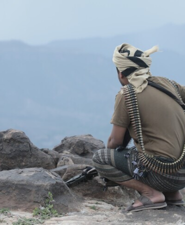 Yemen'de hükümet güçleri ile Husiler arasında çatışmalar yoğunlaştı
