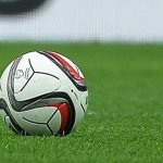 UEFA, İsrailli futbolcunun İrlandalı antrenöre tükürmesine yönelik suçlamayı soruşturuyor