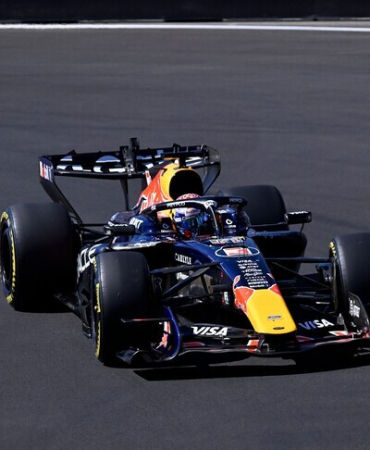Formula 1 Bahreyn Grand Prix'sini Max Verstappen kazandı