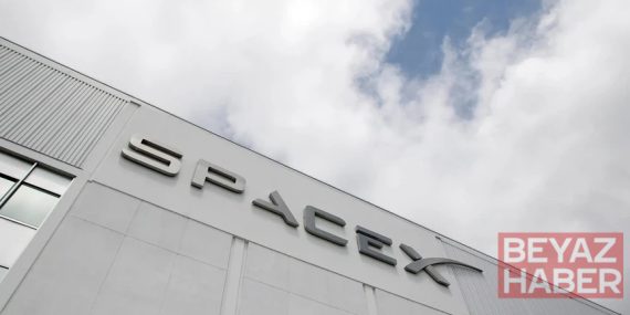 SpaceX, yaklaşık 40 milyar dolarlık çip finansmanı için anlaşmaya vardı