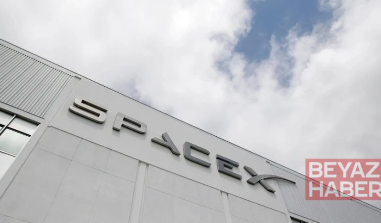 SpaceX, yaklaşık 40 milyar dolarlık çip finansmanı için anlaşmaya vardı