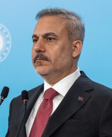 Fidan ve birçok ülke temsilcisi, CICA Zirvesi'nde İsrail Cumhurbaşkanının konuşması başlarken salonu terk etti