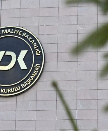 Vergi Denetim Kurulu 820 hekim ve 45 özel hastaneyi yakın takibe aldı