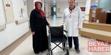 Tekerlekli sandalyeyle geldiği hastaneden yürüyerek taburcu oldu