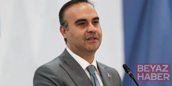 Bakan Kacır, TÜRKPATENT'in ücret tarifesine ilişkin düzenlemeyi değerlendirdi