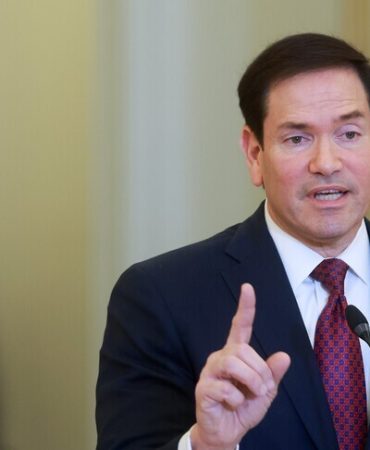 Rubio'dan olası ABD-Çin-Rusya görüşmesinin "dünya için çok olumlu bir şey" olacağı yorumu